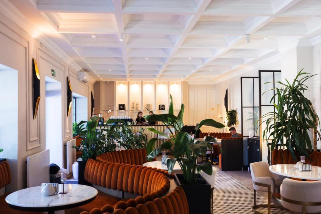 The Berg'S 10 Hotell Ocna Mures Exteriör bild